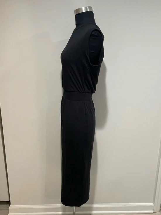 Athleta Black Sleeveless Midi Dress - Picture 2 of 5